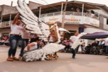 Foto - DESFILE CIVICO CULTURAL FICOU NA HISTÓRIA DOS 60 ANOS DO MUNICÍPIO