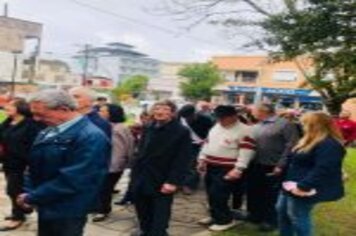 Foto - ENCONTRO DA MELHOR IDADE DO GRUPO ALEGRIA DE VIVER REÚNE IDOSOS DE DIFERENTES CIDADES DA REGIÃO