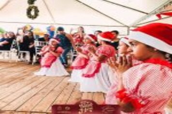 Foto - APRESENTAÇÕES MARCARAM O FINAL DE SEMANA DO 27º NATAL NO MORRO