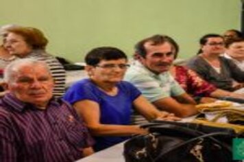 Foto - ENCONTRO REGIONAL DA MELHOR IDADE DO GRUPO RENASCER REÚNE IDOSOS DE DIFERENTES CIDADES