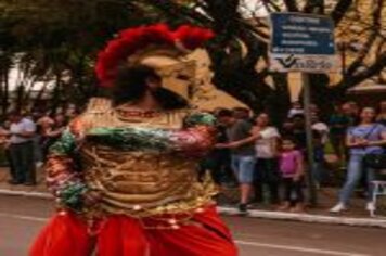 Foto - DESFILE CIVICO CULTURAL FICOU NA HISTÓRIA DOS 60 ANOS DO MUNICÍPIO