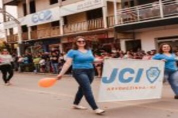 Foto - DESFILE CIVICO CULTURAL FICOU NA HISTÓRIA DOS 60 ANOS DO MUNICÍPIO