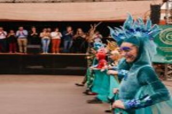 Foto - DESFILE CIVICO CULTURAL FICOU NA HISTÓRIA DOS 60 ANOS DO MUNICÍPIO