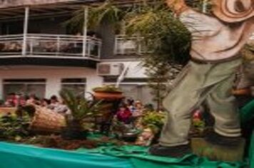 Foto - DESFILE CIVICO CULTURAL FICOU NA HISTÓRIA DOS 60 ANOS DO MUNICÍPIO