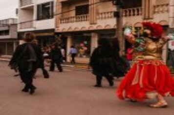 Foto - DESFILE CIVICO CULTURAL FICOU NA HISTÓRIA DOS 60 ANOS DO MUNICÍPIO