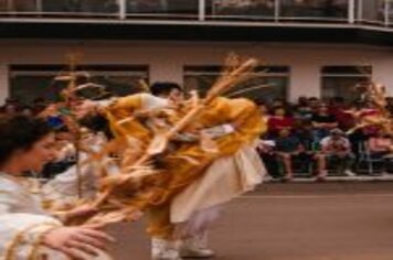 Foto - DESFILE CIVICO CULTURAL FICOU NA HISTÓRIA DOS 60 ANOS DO MUNICÍPIO