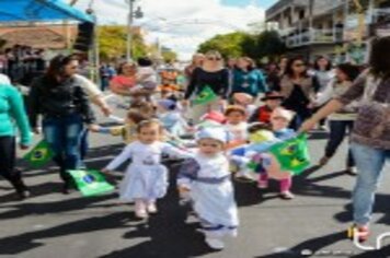 Foto - Desfile Cívico