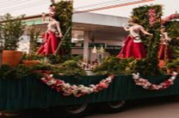 Foto - DESFILE CIVICO CULTURAL FICOU NA HISTÓRIA DOS 60 ANOS DO MUNICÍPIO