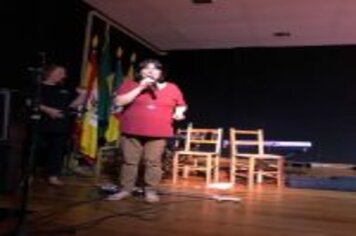 Foto - RECITAL DA ONG APRENDIZES EMOCIONA O PÚBLICO NA NOITE DE ONTEM