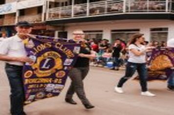 Foto - DESFILE CIVICO CULTURAL FICOU NA HISTÓRIA DOS 60 ANOS DO MUNICÍPIO