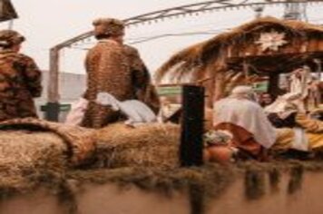 Foto - DESFILE CIVICO CULTURAL FICOU NA HISTÓRIA DOS 60 ANOS DO MUNICÍPIO