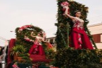 Foto - DESFILE CIVICO CULTURAL FICOU NA HISTÓRIA DOS 60 ANOS DO MUNICÍPIO