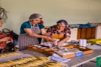 Foto - ENCONTRO REGIONAL DA MELHOR IDADE DO GRUPO RENASCER REÚNE IDOSOS DE DIFERENTES CIDADES