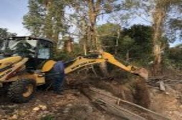 Foto - INICIAM OBRAS DO NOVO PARQUE DE MÁQUINAS