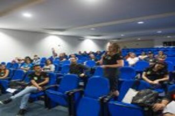 Foto - JCI E CRAS PROMOVEM PALESTRA