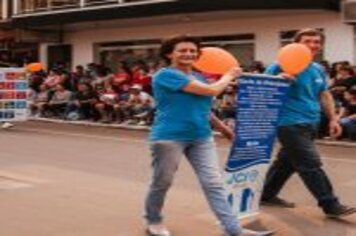 Foto - DESFILE CIVICO CULTURAL FICOU NA HISTÓRIA DOS 60 ANOS DO MUNICÍPIO