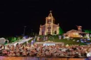 Foto - Nossos pontos turísticos sendo conhecidos na Itália