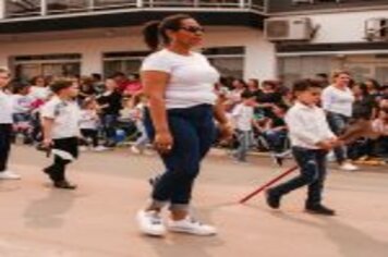 Foto - DESFILE CIVICO CULTURAL FICOU NA HISTÓRIA DOS 60 ANOS DO MUNICÍPIO