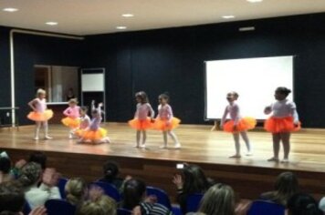 Dia Internacional da Dança e da Família foram comemorados com muita diversão