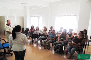 GRUPO DE GESTANTES PARTICIPARAM DE VISITA À MATERNIDADE