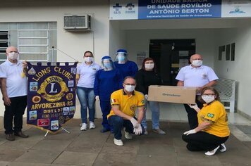 SECRETARIA DE SAÚDE RECEBE DOAÇÃO DE PROTETORES FACIAIS DO LIONS CLUBE, UCS E EMPRESÁRIOS GAÚCHOS