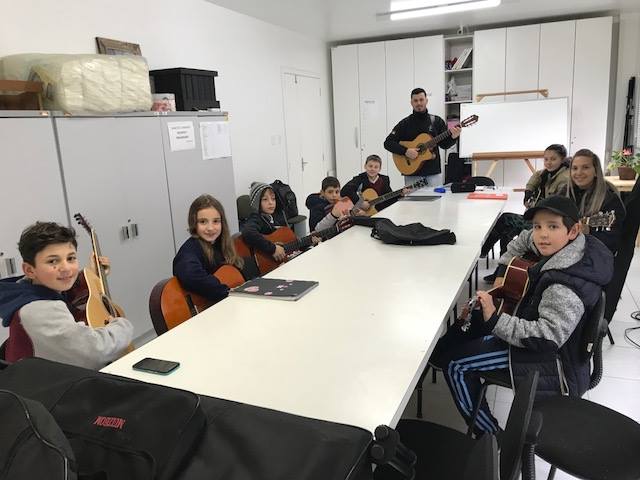 VAGAS ABERTAS PARA NOVA TURMA DE VIOLÃO